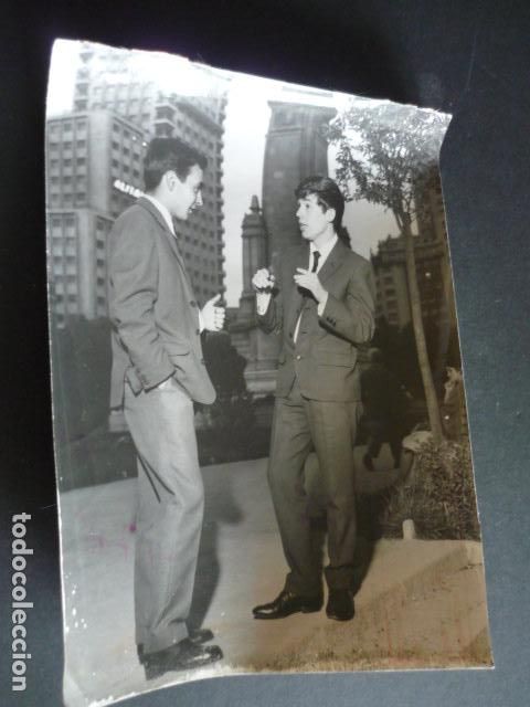 Photos of Singers: RAPHAEL CANTANTE CON FEDERICO HALPERN ANTIGUA FOTOGRAFIA 18 X 24 CM