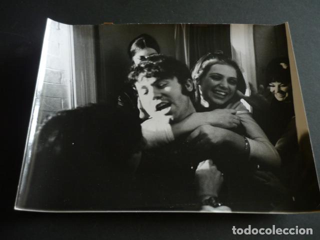 Photos de Chanteurs et Chanteuses: RAPHAEL CANTANTE ANTIGUA FOTOGRAFIA 18 X 24 CM