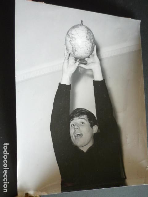 Photos of Singers: RAPHAEL CANTANTE ANTIGUA FOTOGRAFIA 18 X 24 CM