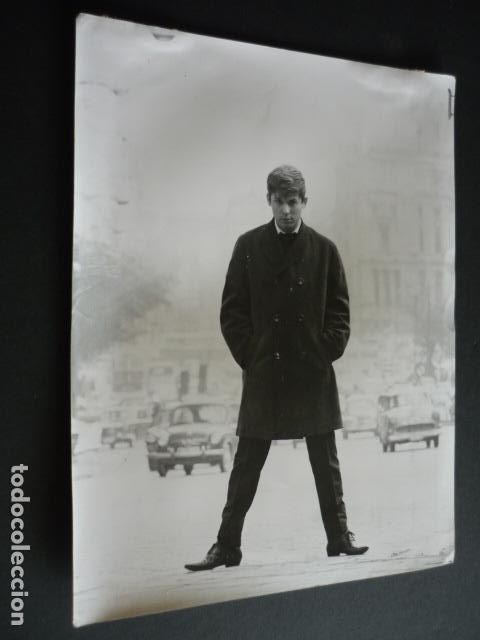 Photos of Singers: RAPHAEL CANTANTE ANTIGUA FOTOGRAFIA 18 X 24 CM