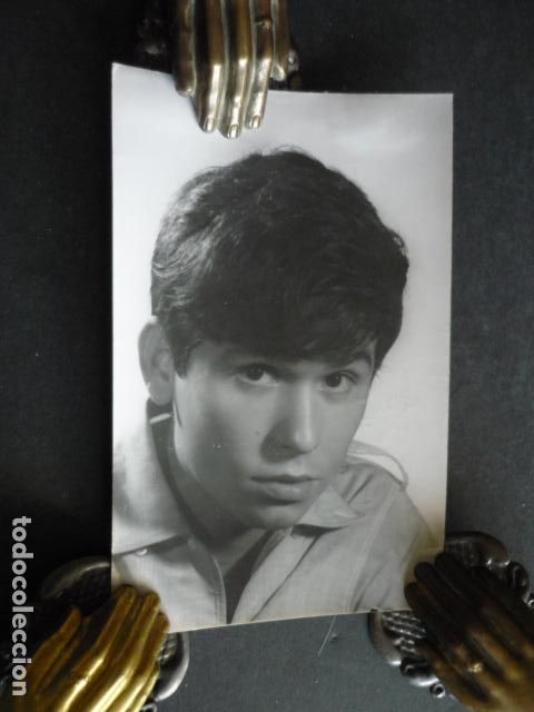 Photos of Singers: RAFAEL CANTANTE ANTIGUA FOTOGRAFIA 9 X 13 CM