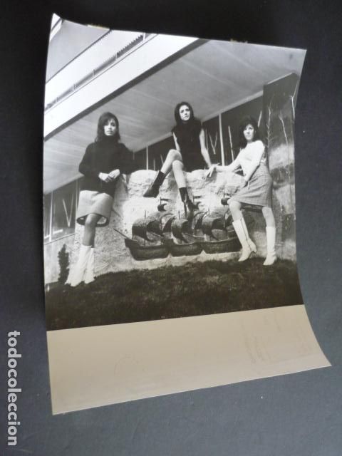 Photos de Chanteurs et Chanteuses: ELLAS CONJUNTO MUSICAL ANTIGUA FOTOGRAFIA 1967 18 X 24 CM