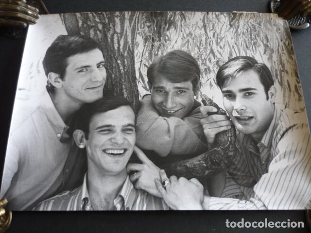 Photos de Chanteurs et Chanteuses: LOS CASTILLOS CONJUNTO MUSICAL ANTIGUA FOTOGRAFIA 24 X 18 CM