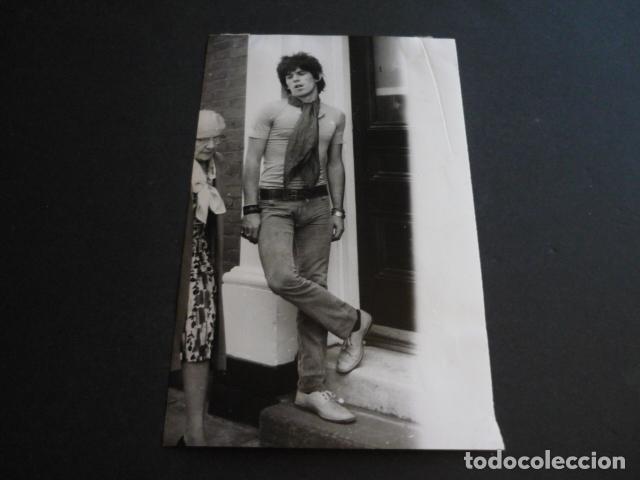 Photos de Chanteurs et Chanteuses: KEITH RICHARD THE ROLLING STONES ANTIGUA FOTOGRAFIA 1965 13 X 20 CM