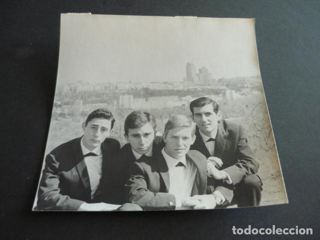 Fotos von Musikern: LOS CONTINENTALES CONJUNTO MUSICAL ESPA&Ntilde;OL ANTIGUA FOTOGRAFIA 18 X 18 CM