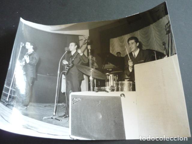 Fotos von Musikern: LOS ESCOBARINO CONJUNTO MUSICAL ESPA&Ntilde;OL ANTIGUA FOTOGRAFIA 18 X 24 CM