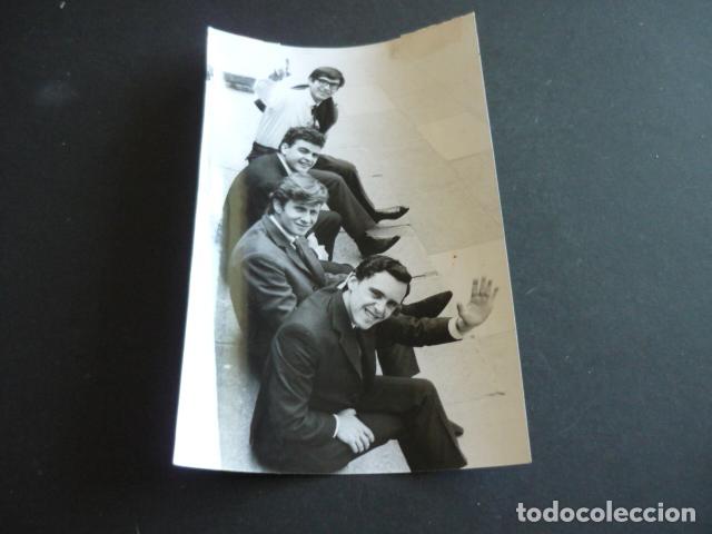 Fotos von Musikern: LOS IDOLOS CONJUNTO MUSICAL ANTIGUA FOTOGRAFIA 18 X 12 CM