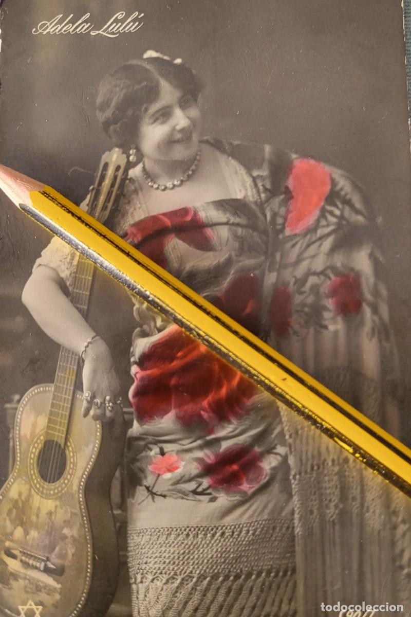 Photos de Chanteurs et Chanteuses: Adela Lulu [Cuple] postal 9 X 13 ctms. editada en Espa&ntilde;a...