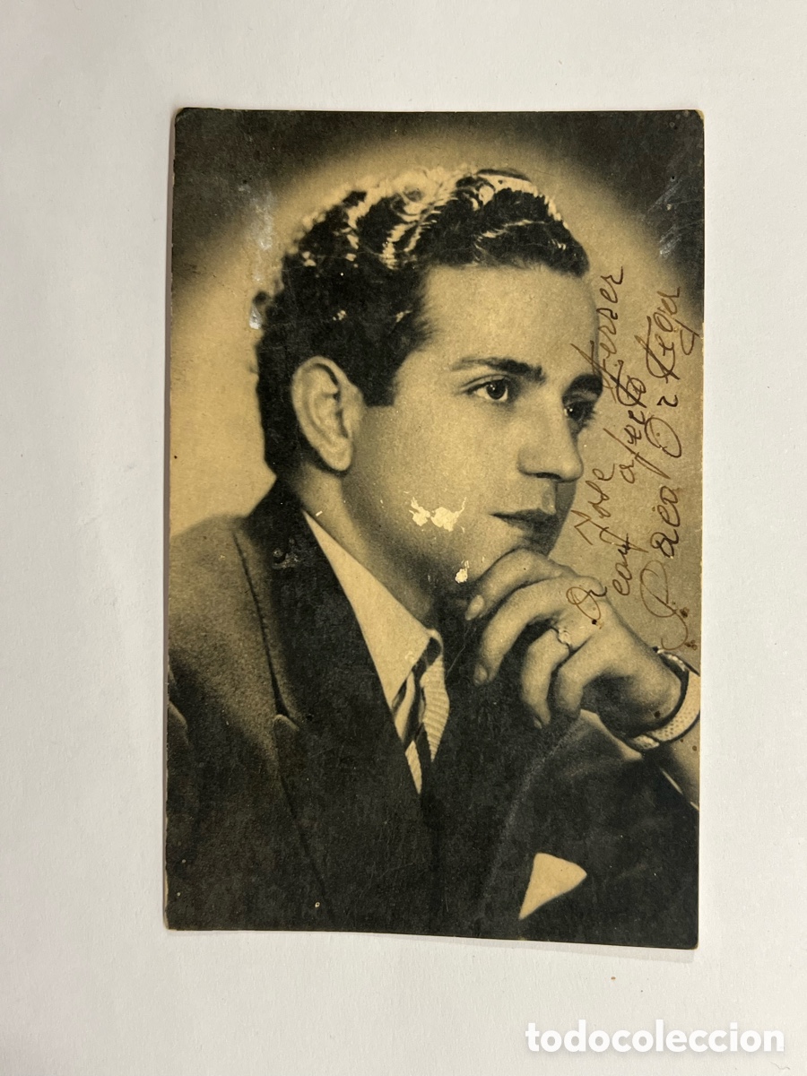 Photos de Chanteurs et Chanteuses: PACO ORTEGA. Cantante espa&ntilde;ol.. Fotograf&iacute;a original con aut&oacute;grafo y dedicatoria.. (h.1950?)