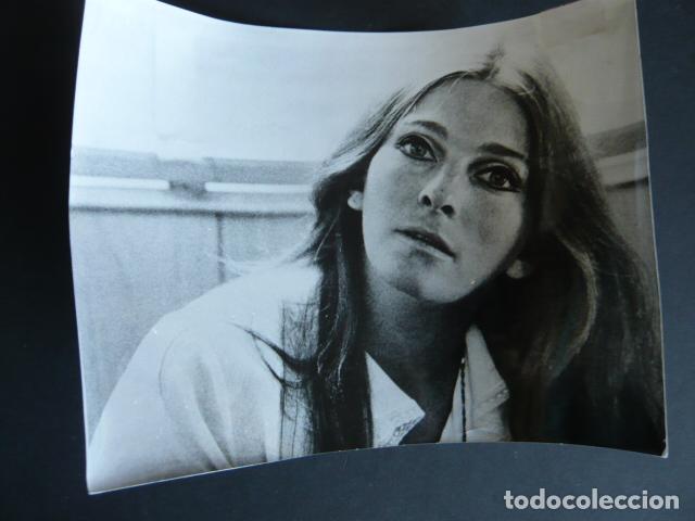Fotos von Musikern: JUDY COLLINS CANTANTE FOTOGRAFIA ORIGINAL 18 X 24 CM