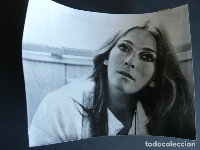 Photos of Singers: JUDY COLLINS CANTANTE FOTOGRAFIA ORIGINAL 18 X 24 CM