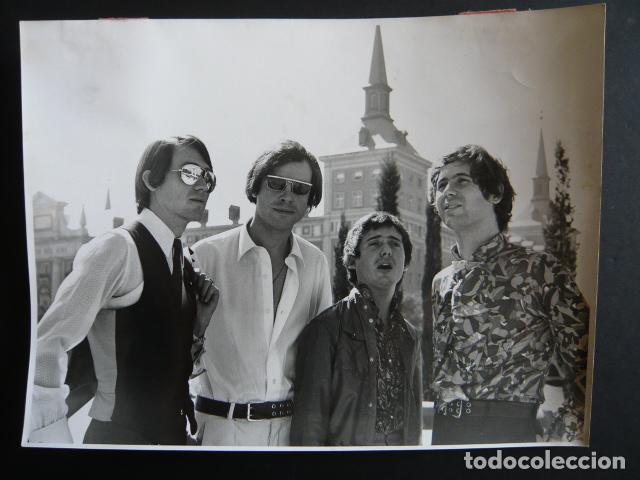 Fotos von Musikern: LOS ALBAS CONJUNTO MUSICAL ANTIGUA FOTOGRAFIA ORIGINAL 1969 18 X 24 CM