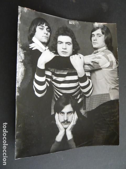 Photos of Singers: LOS TICKETS CONJUNTO MUSICAL ANTIGUA FOTOGRAFIA ORIGINAL 1970 17 X 21 CM