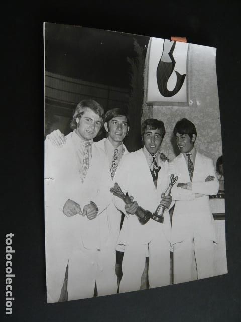 Fotos von Musikern: LOS GRITOS CONJUNTO MUSICAL ANTIGUA FOTOGRAFIA ORIGINAL 1968 18 X 24 CM