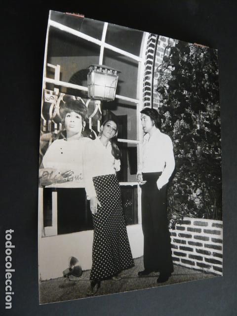 Fotos von Musikern: INMA Y JOSS CONJUNTO MUSICAL ANTIGUA FOTOGRAFIA ORIGINAL 1969 18 X 24 CM