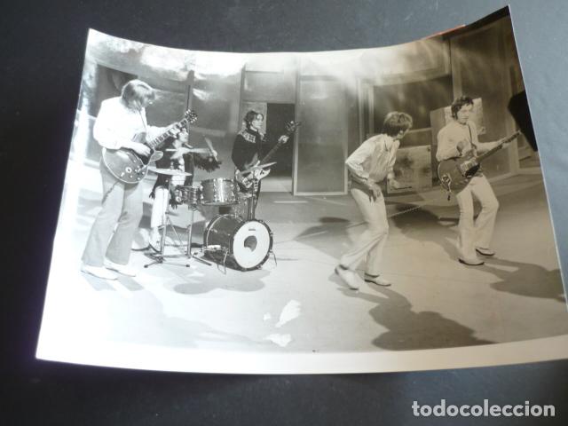 Photos de Chanteurs et Chanteuses: THE EASYBEATS CONJUNTO MUSICAL ANTIGUA FOTOGRAFIA ORIGINAL 18 X 24 CM