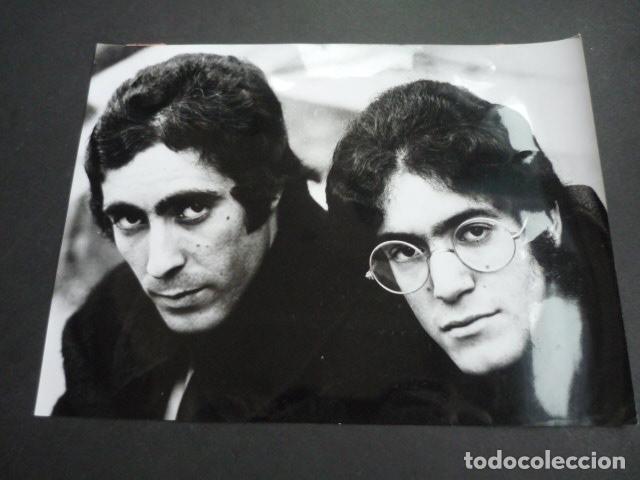 Fotos de Cantantes: JESS & JAMES CANTANTES DUO MUSICAL 1969 ANTIGUA FOTOGRAFIA ORIGINAL 18 X 24 CM
