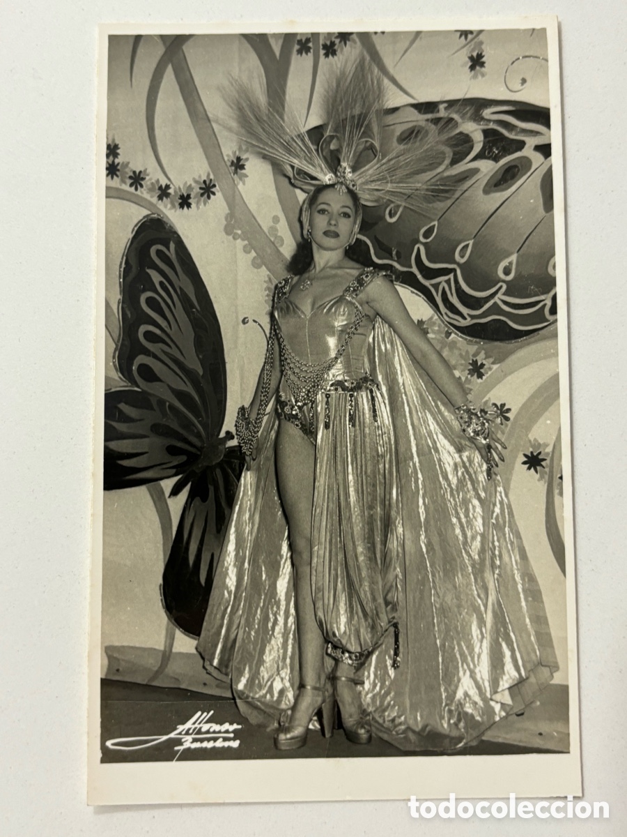 Photos de Chanteurs et Chanteuses: Foto original de la vedette Bego&ntilde;a Ag&uuml;ero foto Alfonso barcelona