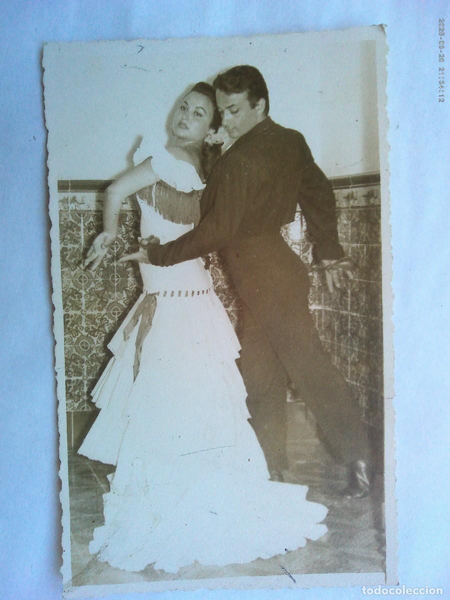 Photos de Chanteurs et Chanteuses: FOTO DE PAREJA DE BAILE FLAMENCO