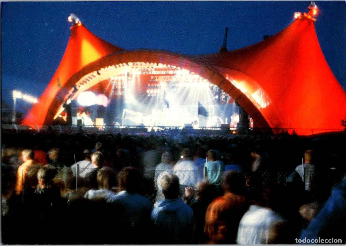 Photos de Chanteurs et Chanteuses: Dinamarca - Festival de Roskilde - Escenario Naranja/Escenario Principal - Postal Promocional