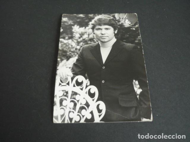 Photos of Singers: RAPHAEL CANTANTE ANTIGUA FOTOGRAFIA 8,5 X 12,5 CM