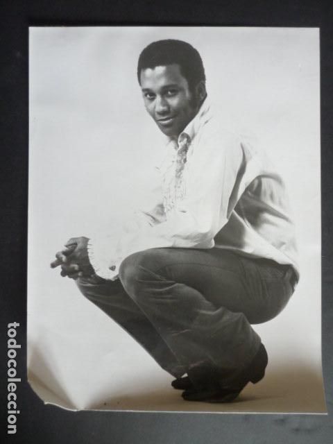 Photos of Singers: R. B. GREAVES CANTANTE ANTIGUA FOTOGRAFIA 18 X 24 CM