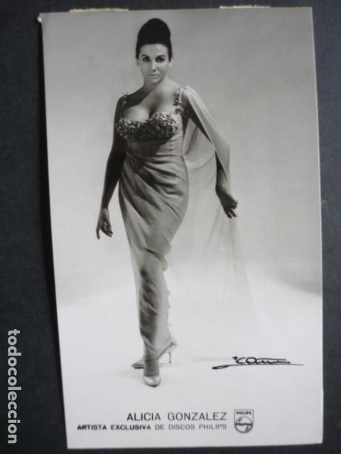 Photos of Singers: ALICIA GONZALEZ CANTANTE ANTIGUA FOTOGRAFIA 13 X 8 CM