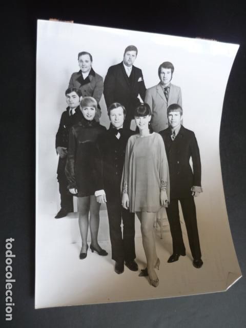 Photos of Singers: THE EXCEPTION CONJUNTO MUSICAL ANTIGUA FOTOGRAFIA 24 X 18 CM