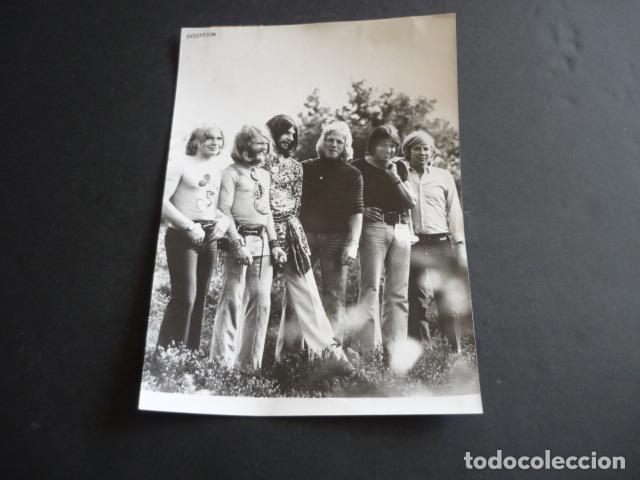 Photos of Singers: THE EXCEPTION CONJUNTO MUSICAL ANTIGUA FOTOGRAFIA 12 X 18 CM