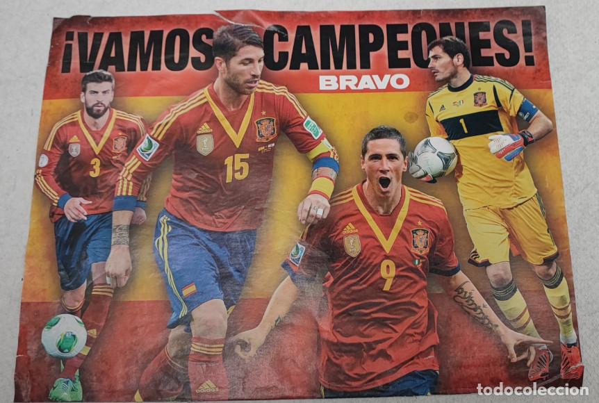 Photos de Chanteurs et Chanteuses: POSTER BRAVO, VAMOS CAMPEONES SELECCION ESPA&Ntilde;OLA DE FUTBOL Y DEMI LOVATO, 21 X 28 CM