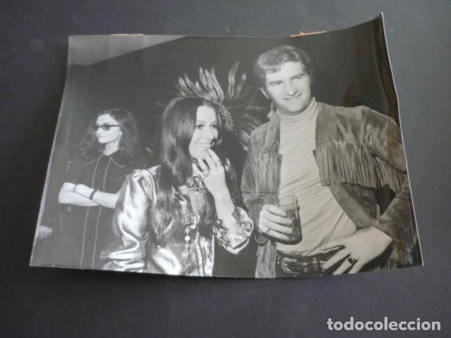 Photos of Singers: EDDY MITCHEL CANTANTE CON MASSIEL ANTIGUA FOTOGRAFIA 18 X 24 CM