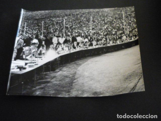 Photos of Singers: ATENAS III OLIMPIADA DE LA CANCION ANTIGUA FOTOGRAFIA 18 X 24 CM