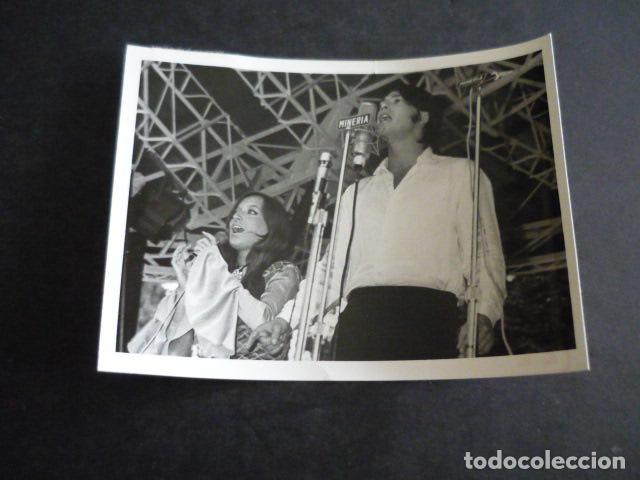 Photos of Singers: BARBARA Y DIK DUO MUSICAL CANTANTES ANTIGUA FOTOGRAFIA 11 X 9 CM