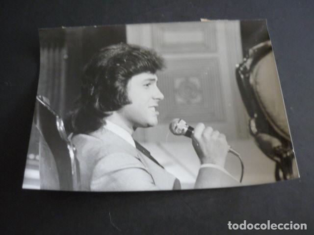Photos of Singers: TONY LANDA CANTANTE ANTIGUA FOTOGRAFIA 18 X 13 CM