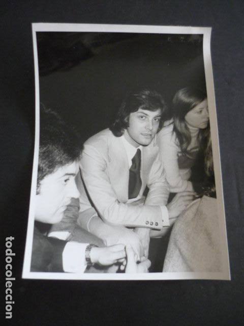 Photos of Singers: TONY LANDA CANTANTE ANTIGUA FOTOGRAFIA 18 X 13 CM