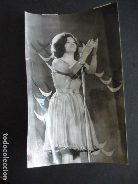 Photos of Singers: LUCIA ARTIERI CANTANTE ANTIGUA FOTOGRAFIA 12 X 17 CM