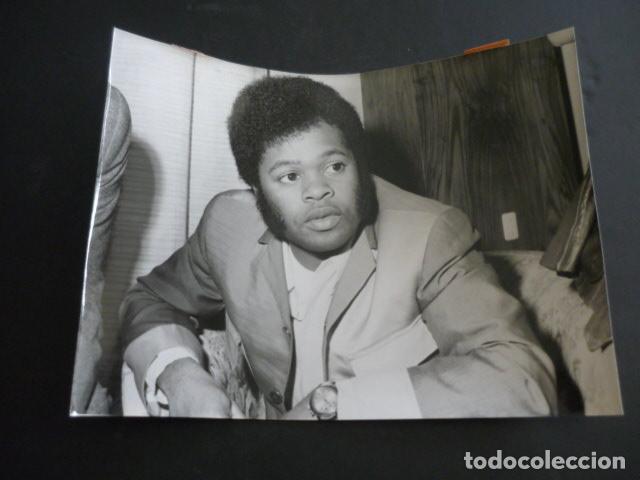Photos of Singers: THE EQUALS CONJUNTO MUSICAL ANTIGUA FOTOGRAFIA 18 X 24 CM