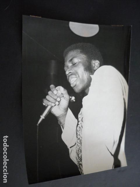 Photos of Singers: THE FOUNDATIONS CONJUNTO MUSICAL ANTIGUA FOTOGRAFIA 18 X 24 CM