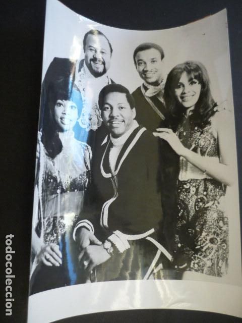 Photos of Singers: THE FITH DIMENSION CONJUNTO MUSICAL CANTANTES ANTIGUA FOTOGRAFIA 18 X 24 CM