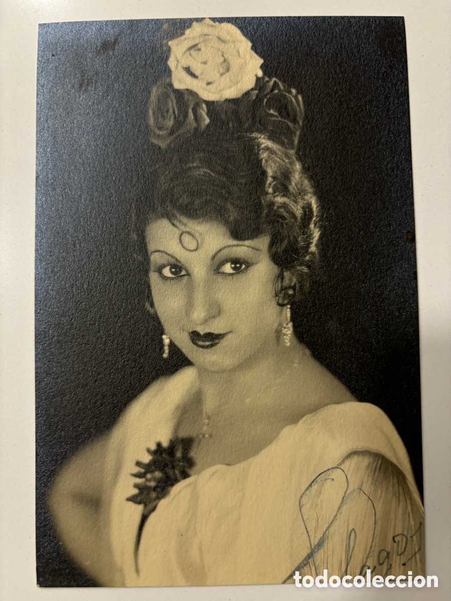 Fotos de Cantantes: Foto original de la cantaora y bailarina Rosarillo de Triana M