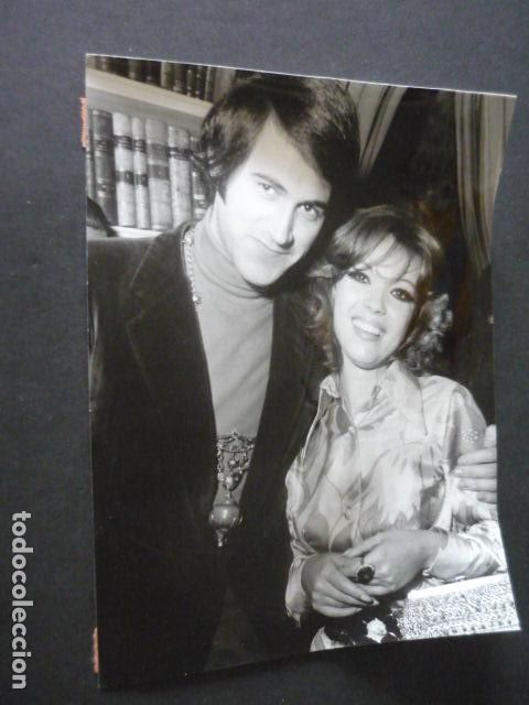 Fotos de Cantores: ROSA MORENA CANTANTE CON RAMON FERRER ANTIGUA FOTOGRAFIA 24 X 18 CM