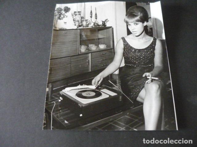 Photos of Singers: ROSA MORENA CANTANTE ANTIGUA FOTOGRAFIA 18 X 24 CM