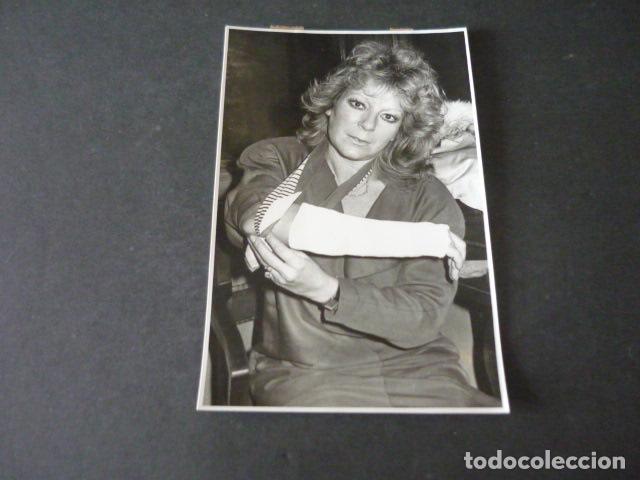 Photos of Singers: LUCIANA WOLF CANTANTE ANTIGUA FOTOGRAFIA 18 X 12 CM