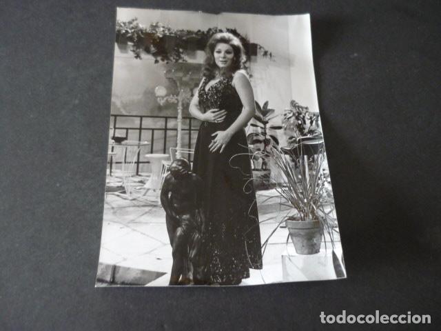 Photos of Singers: LUCIANA WOLF CANTANTE ANTIGUA FOTOGRAFIA 18 X 12 CM