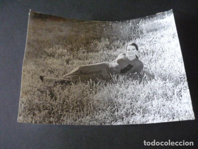 Foto di Cantanti: LUCIANA WOLF CANTANTE ANTIGUA FOTOGRAFIA 18 X 24 CM