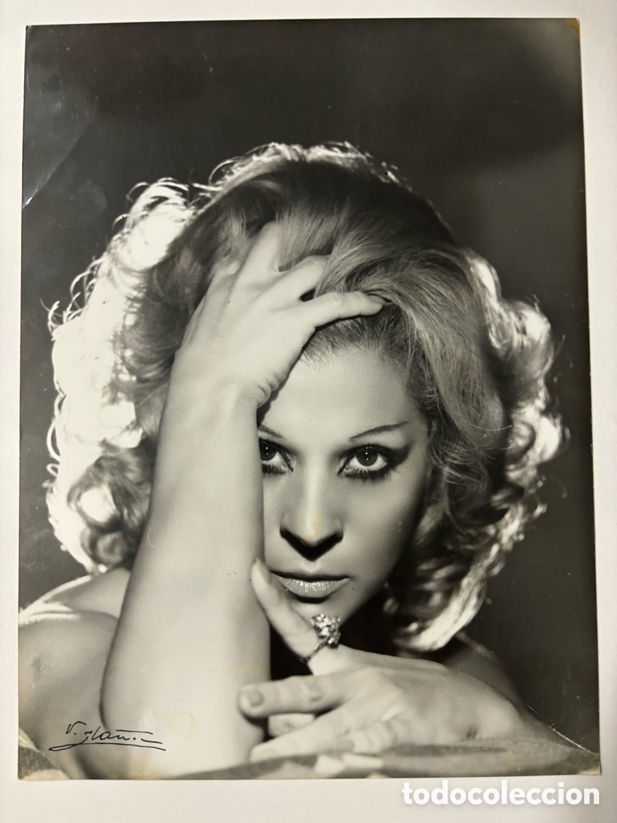 Fotos de Cantantes: Foto original de Carmen Flores foto Ib&aacute;&ntilde;ez Madrid M