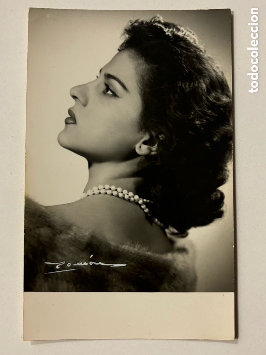 Fotos de Cantantes: Foto original de Carmen Flores foto Rom&aacute;n Barcelona M