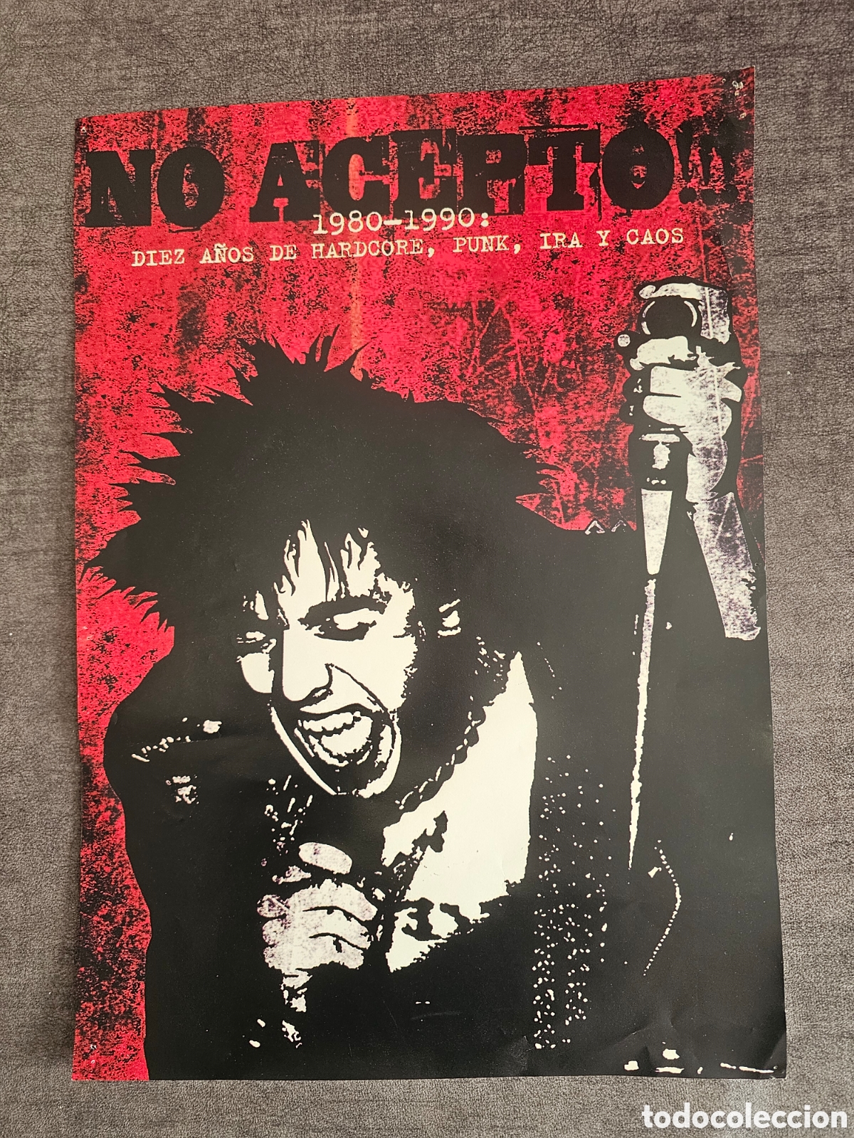 Fotos de Cantantes: No acepto cartel publicitario M&uacute;sica