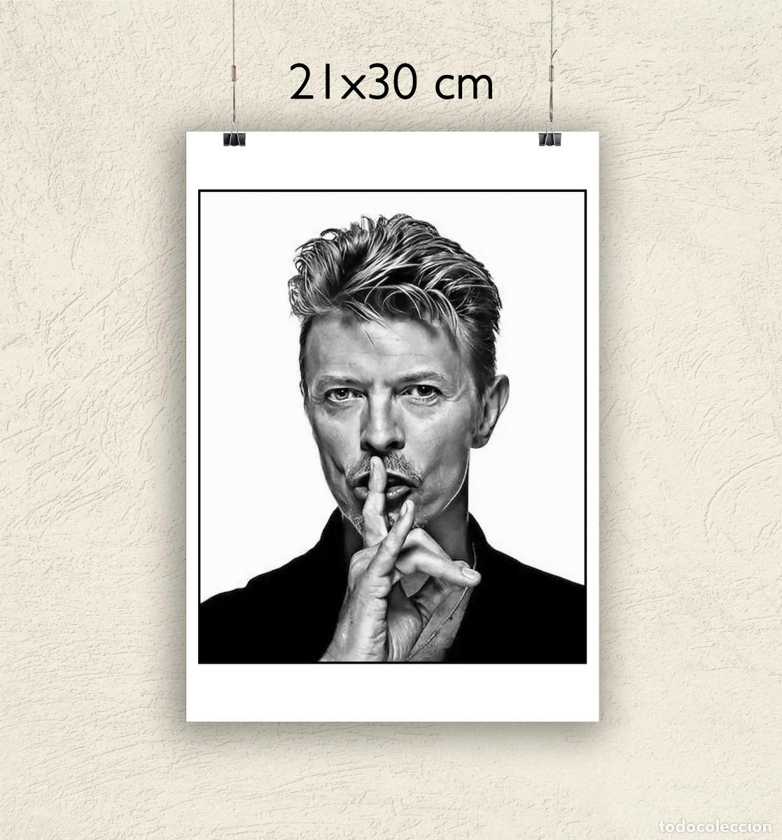 Fotos de Cantantes: Reproducci&oacute;n P&oacute;ster David Bowie Candid Shush - Tama&ntilde;o 21x30 cm