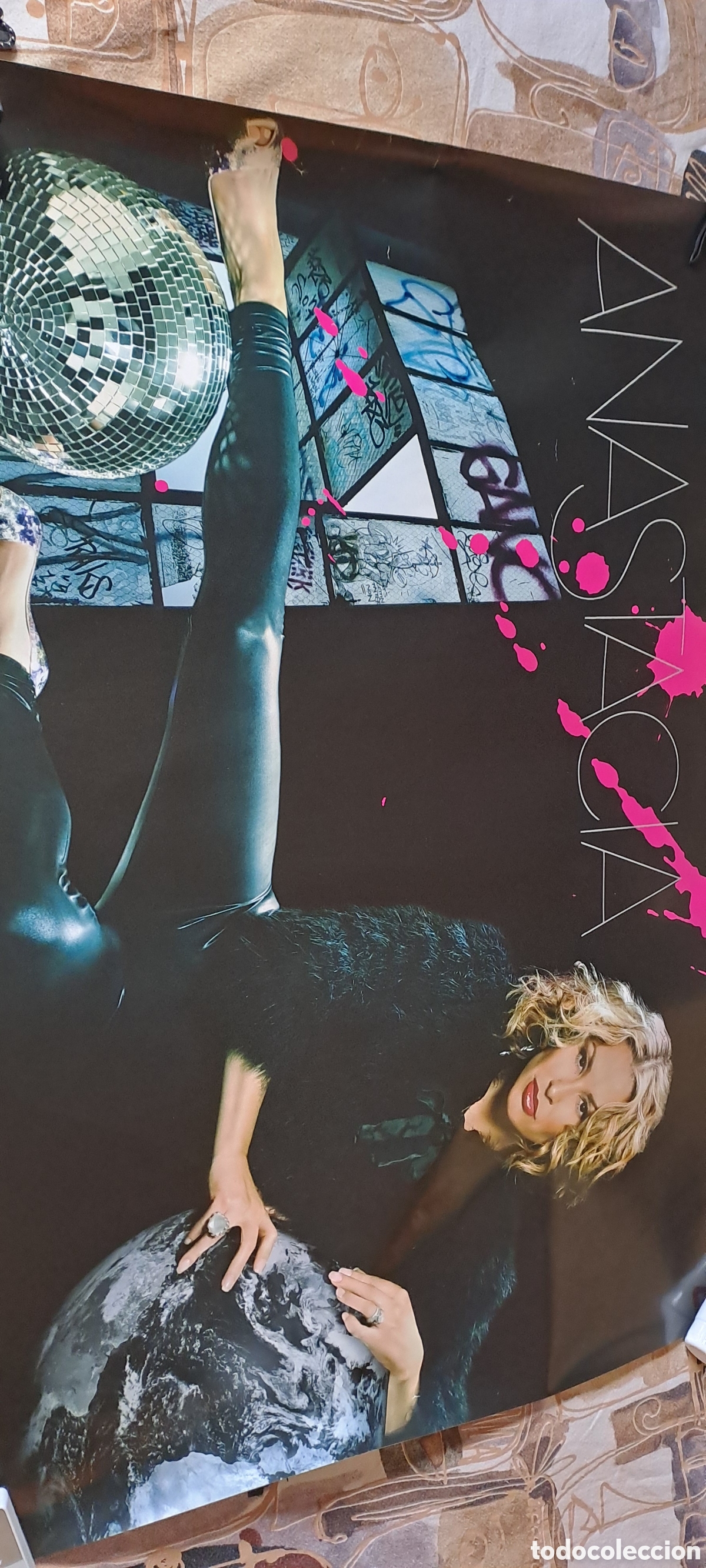 Fotos de Cantantes: POSTER OFICIAL &rdquo;ANASTACIA&rdquo;